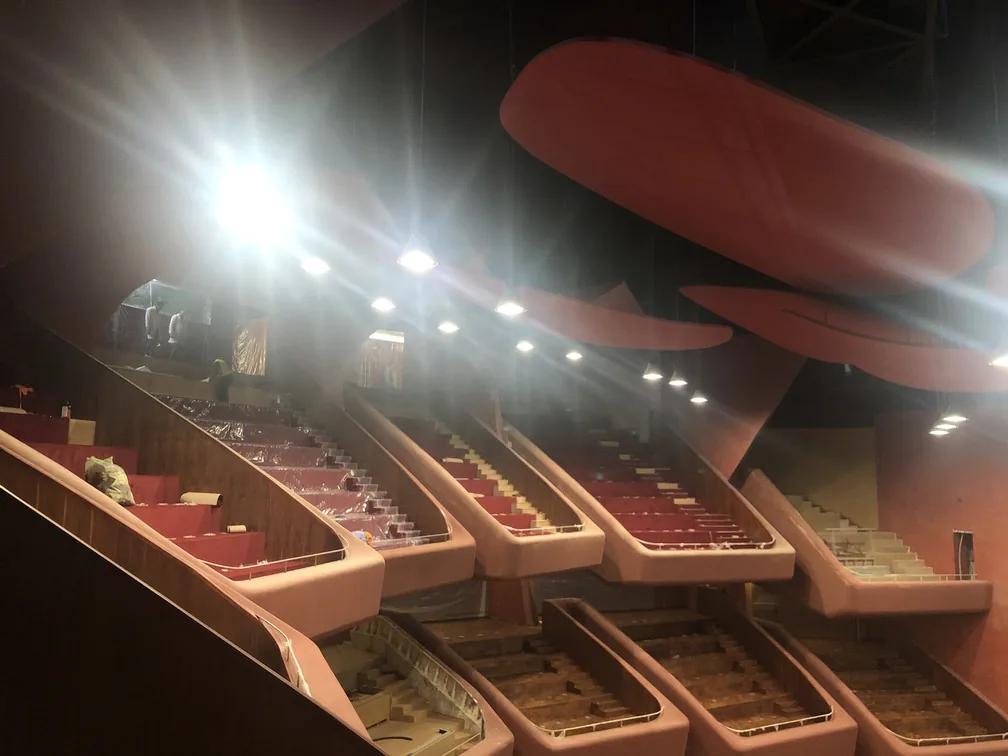 Grand Théâtre de Casablanca, moquette en lés et dalles par Ofloor